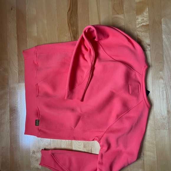 Crewneck - Picture 2 of 3